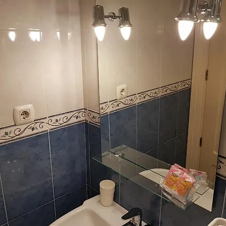 Fan Flat Eugenio (adults Only) * Malaga