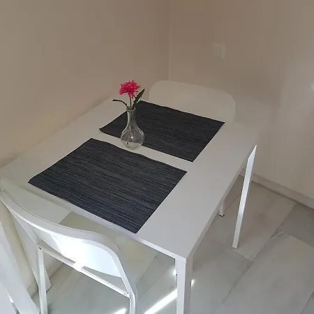 Apartment Fan Flat Eugenio